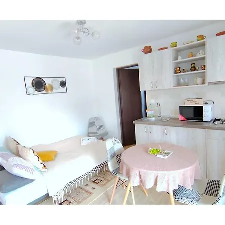 Holiday home R&b